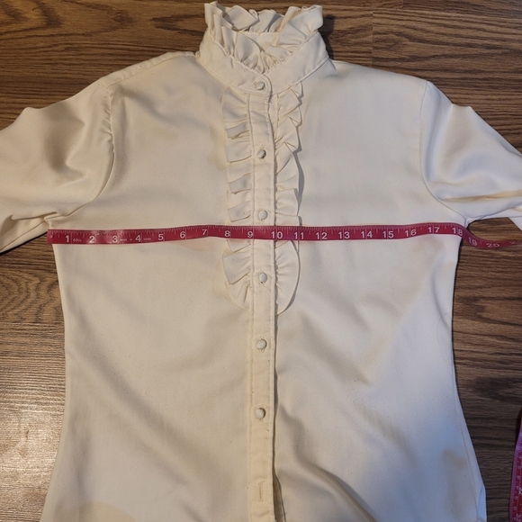 High Necked White Ruffled Blouse - Picture 8 of 11